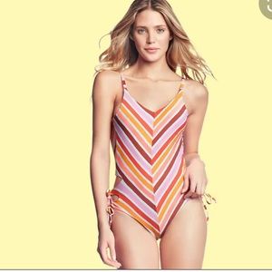 EUC 👙 MAAJI ✨ One piece bathing suit